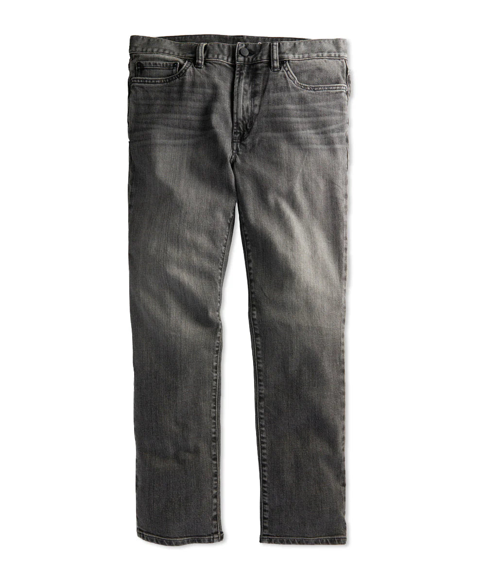 Local Straight Fit