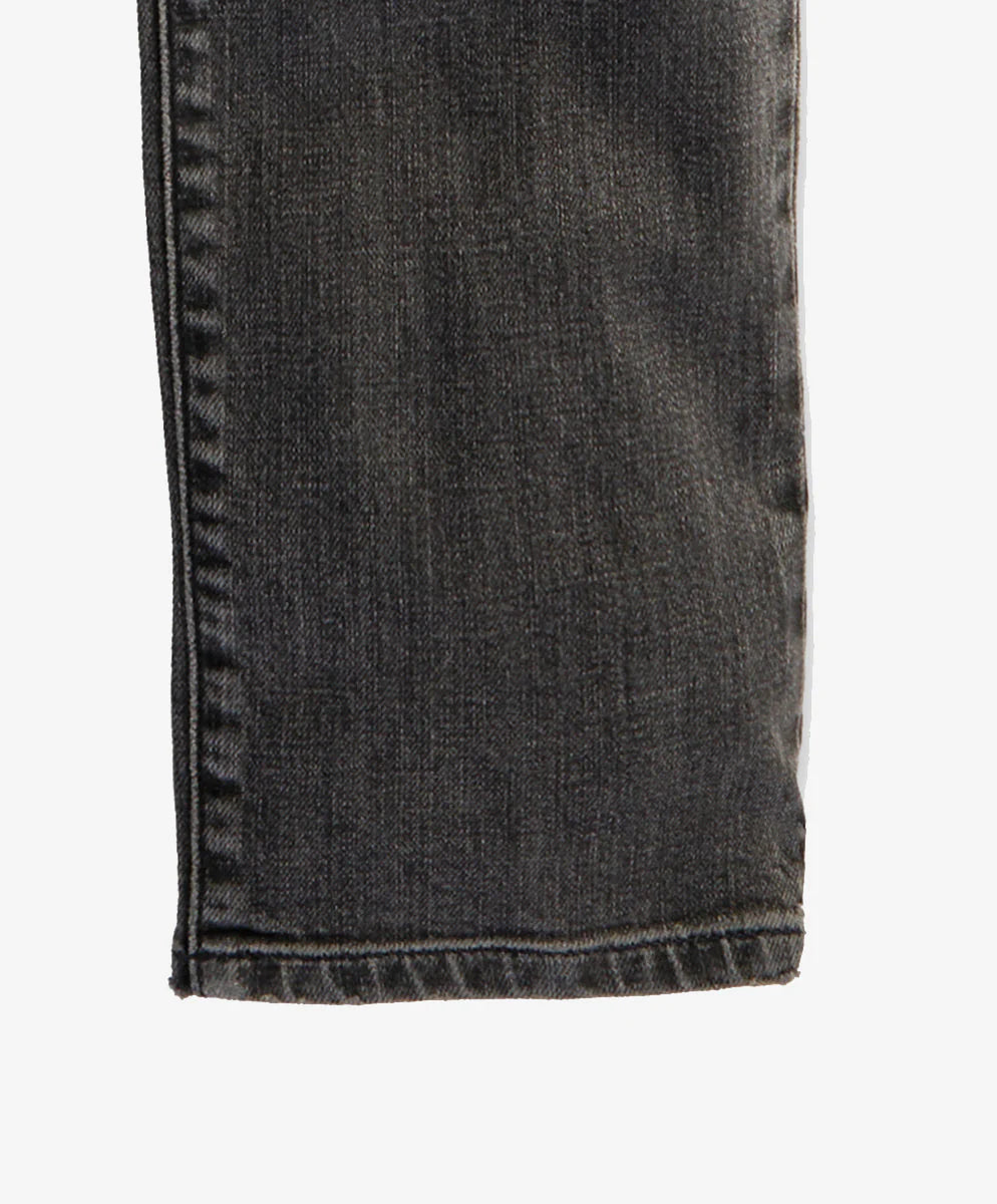 Ambassador Slim Fit