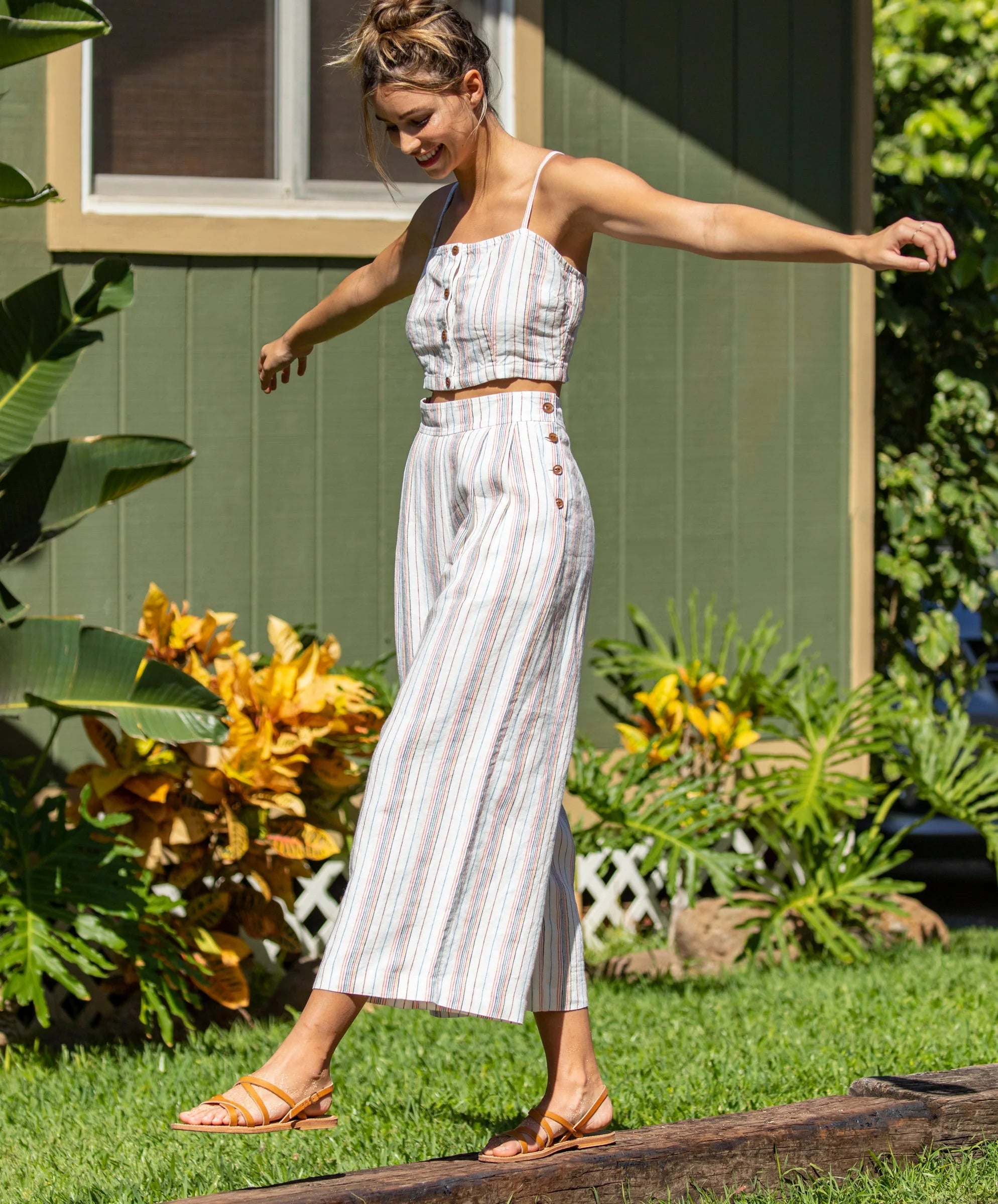 ECLIPSE PLEATED PANTS